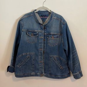 Tommy Hilfiger women’s jean jacket